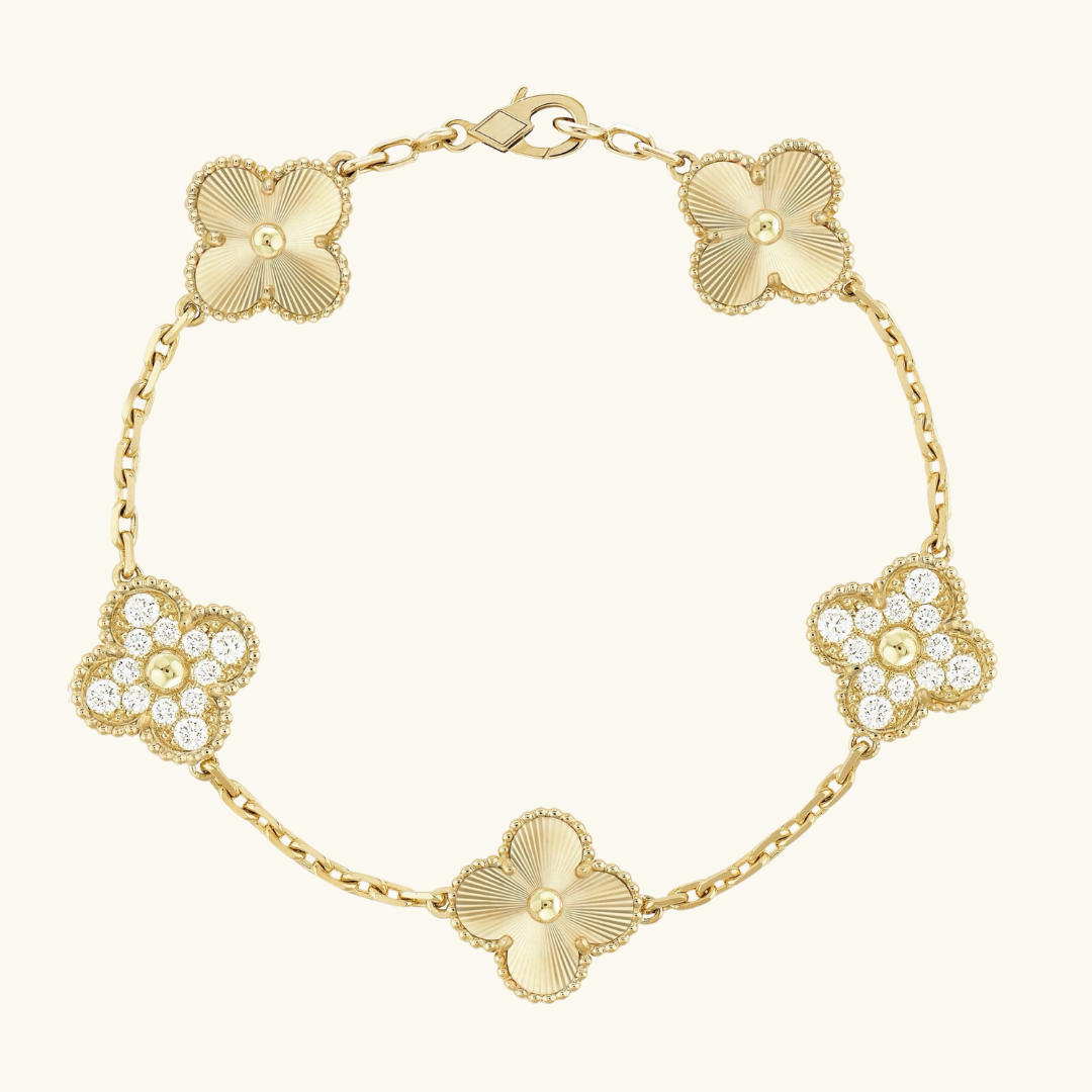CLOVER | Goldenes Guilloche Armband Prestige