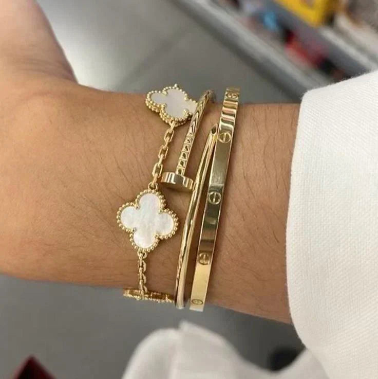 CLOVER | Weißes Armband