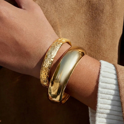 Vana Sculpted Bangle Duo