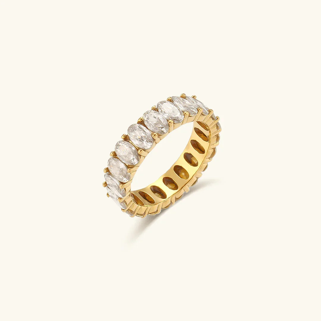 Antonia Pavé Ring