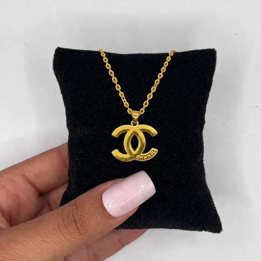 EXCLUSIVE | CC Necklace
