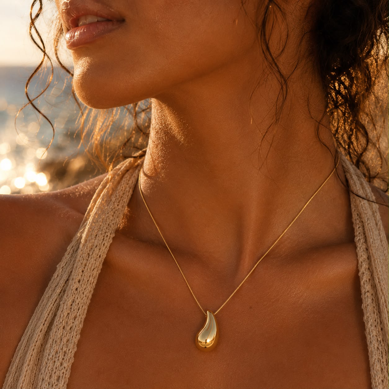 Elara Drop Pendant Necklace