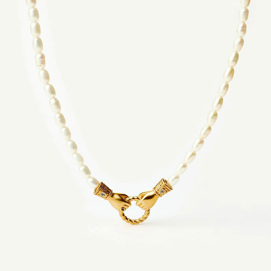 Eterna Holding Hands Necklace