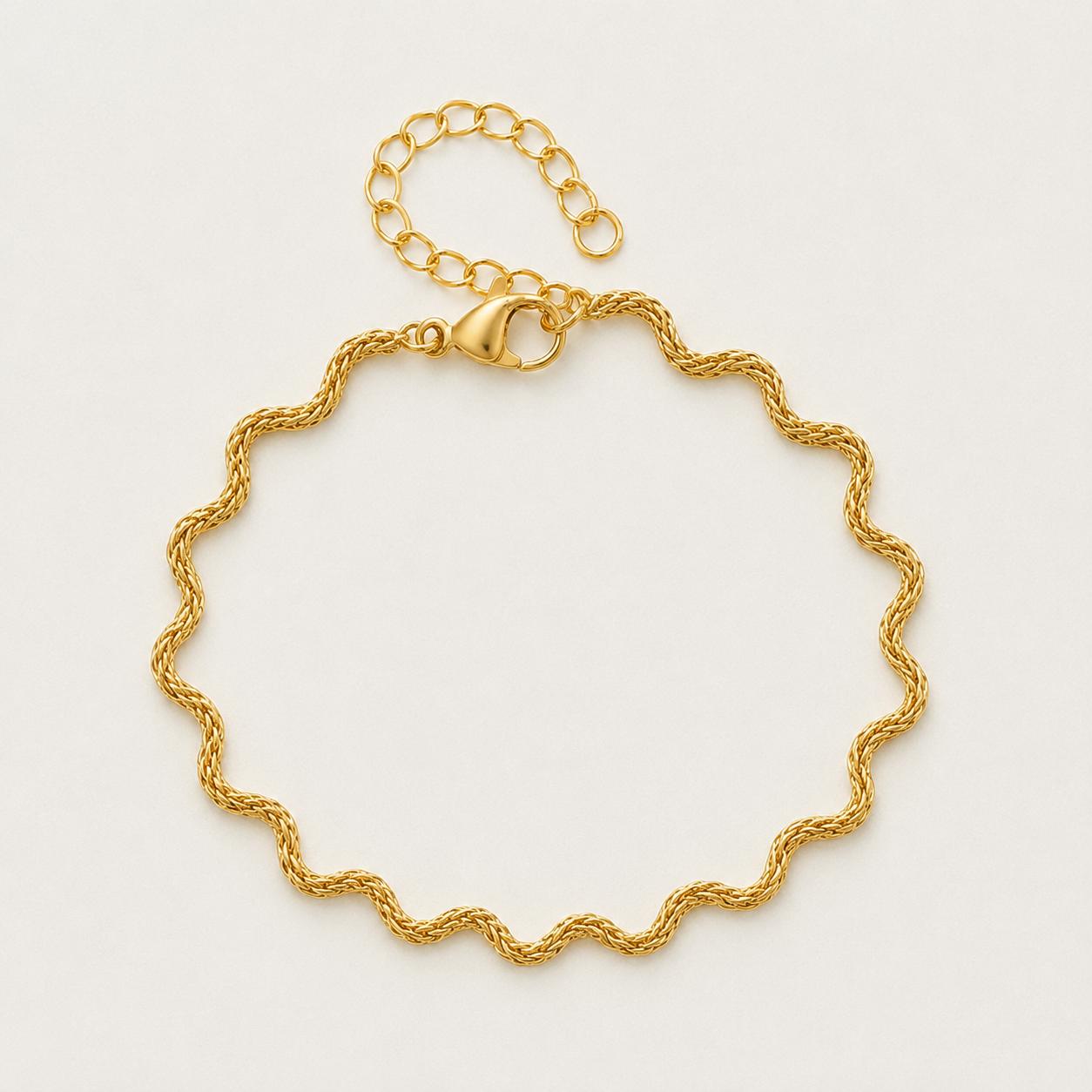 Elara Twisted Chain Bracelet