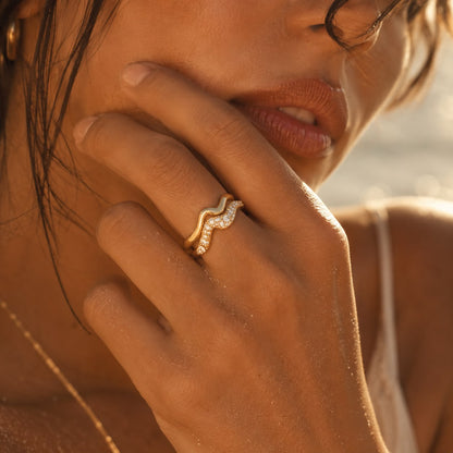 Radiance Curve Ring